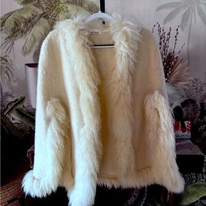 Alpaca Vintage Cape